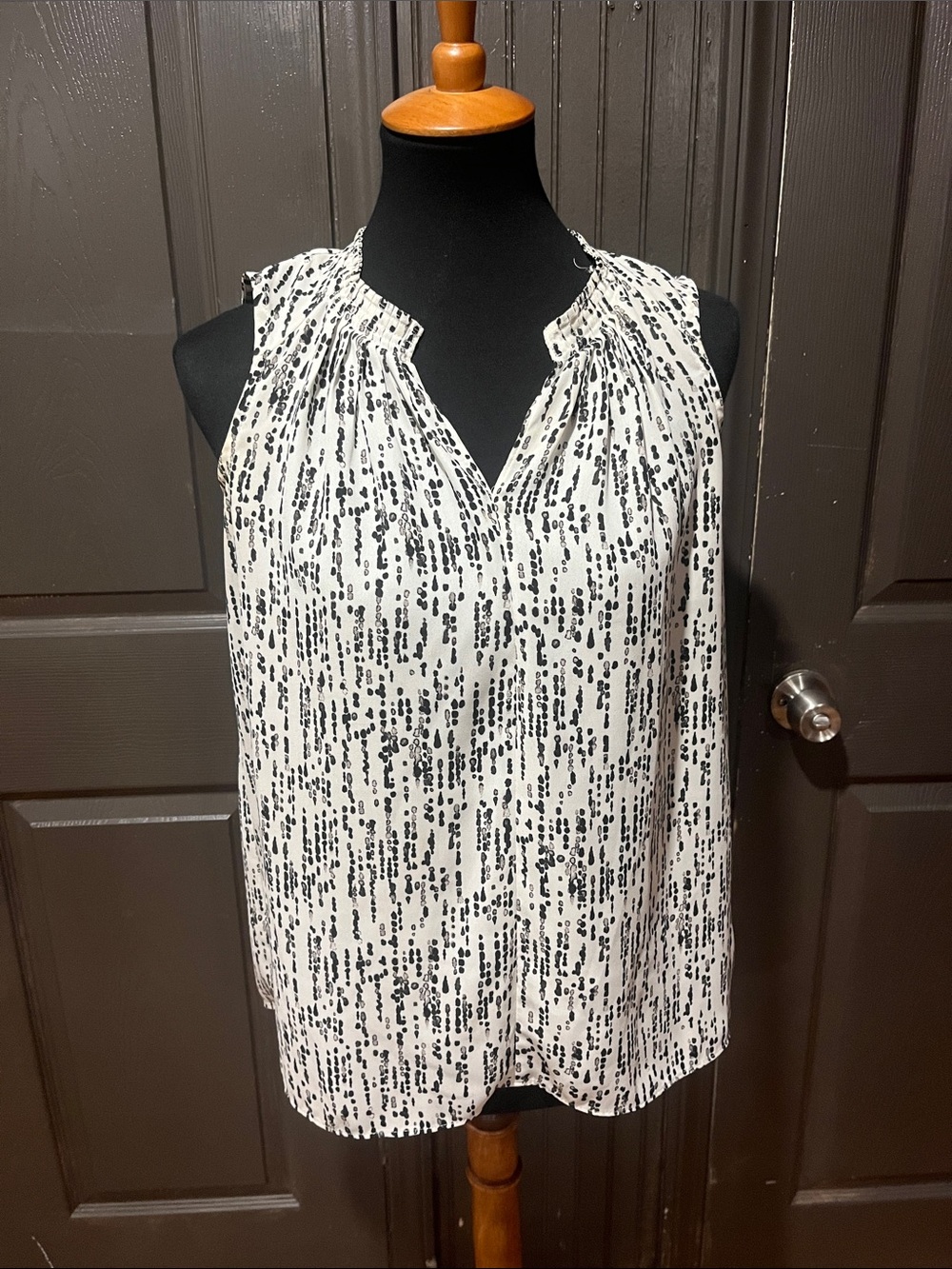 Simply Vera Vera Wang Black & White Printed Sleeveless Camisole